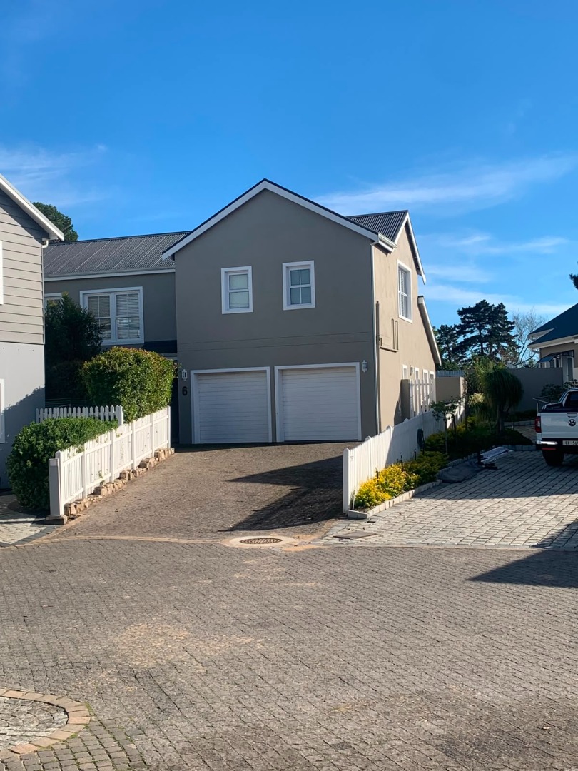 4 Bedroom Property for Sale in Goose Valley Western Cape